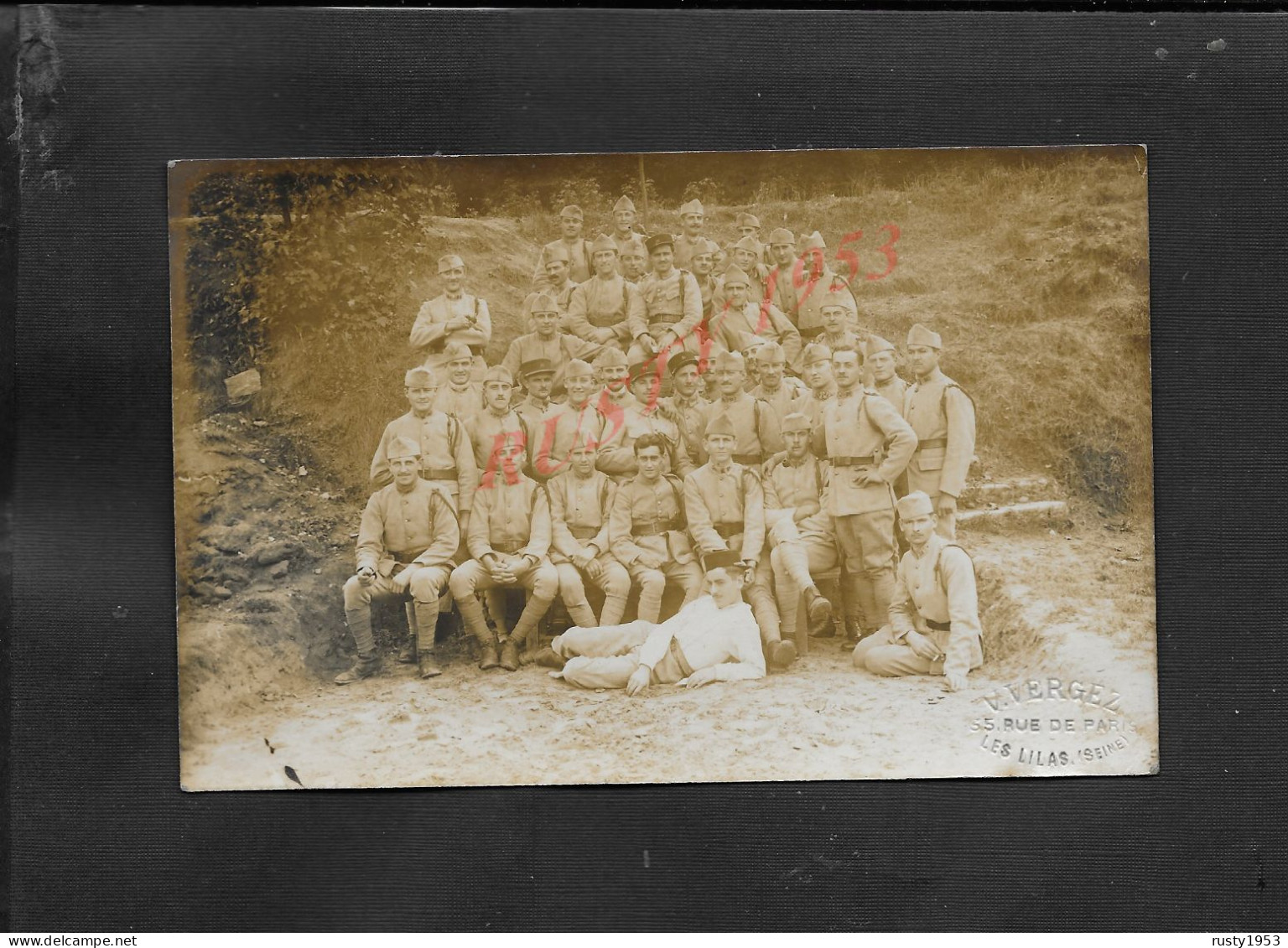 MILITARIA CARTE PHOTO MILITAIRE GROUPE DE SOLDATS PHOTO V VERGES LES LILAS   SEINE : - Personen