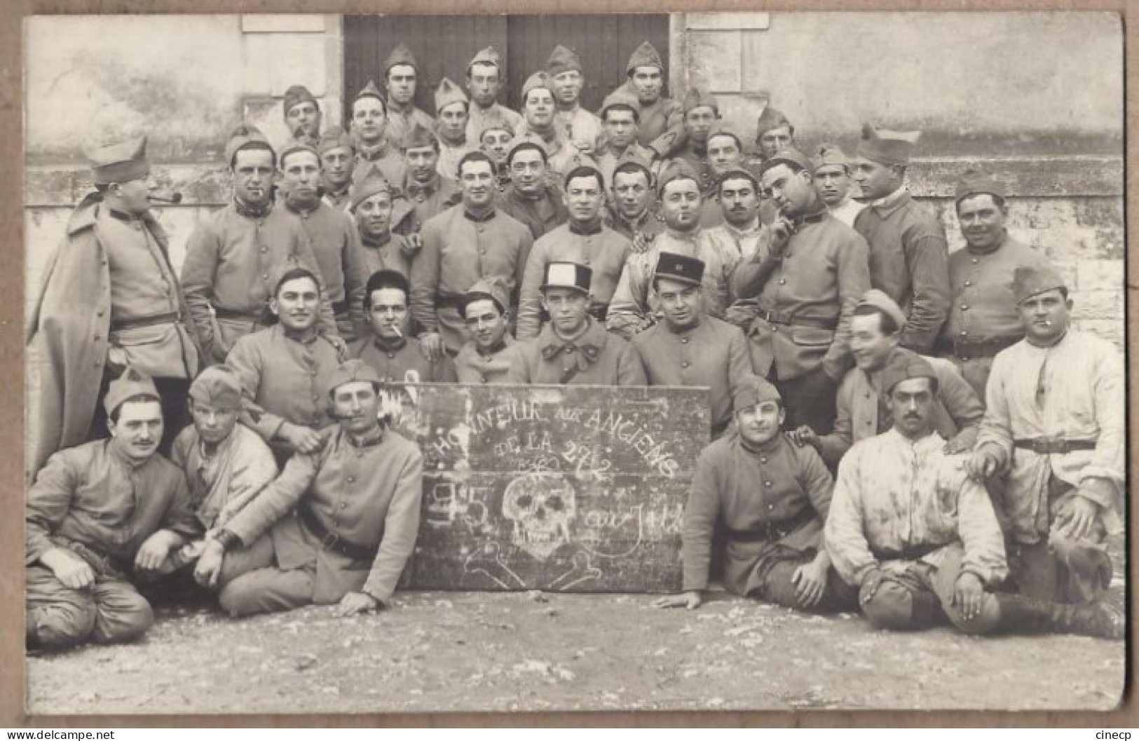 CARTE PHOTO MILITARIA - TB GROUPE MILITAIRES 19 éme Régiment 95 ème Compagnie ? - Régiments