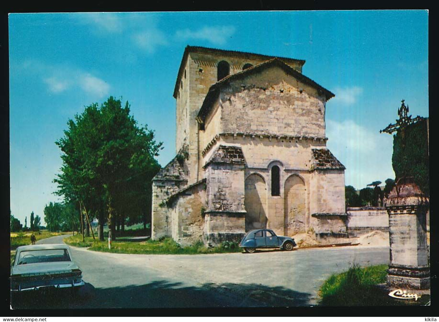 CPSM / CPM 10.5 X 15  Dordogne AGONAC L'Eglise   Automobile 2cv Citroen - Sonstige & Ohne Zuordnung