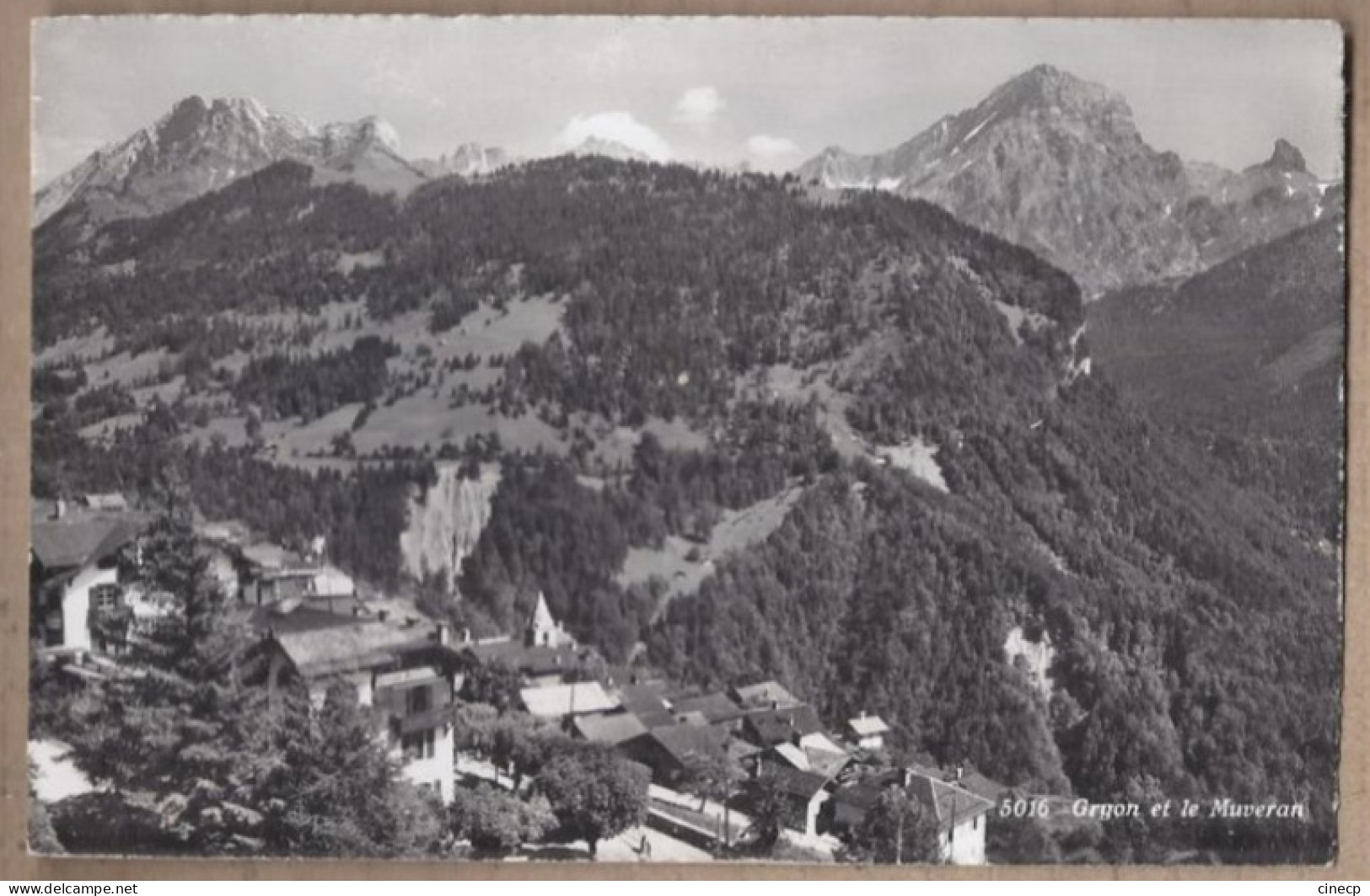 CPSM SUISSE - GRYON - Gryon Et Le Muveran - Très Jolie Vue Générale Du Village Et Centre Intérieur Détails Maisons - Gryon