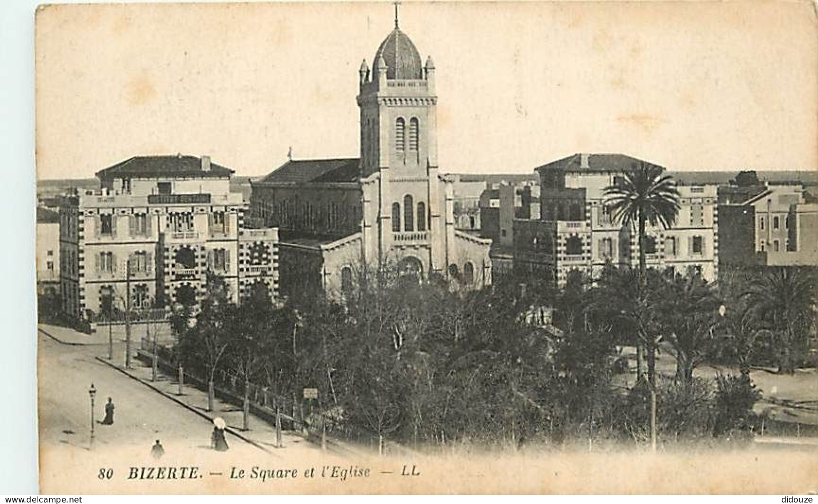 Tunisie - Bizerte - Le Square Et L'Eglise - CPA - Voir Scans Recto-Verso - Túnez