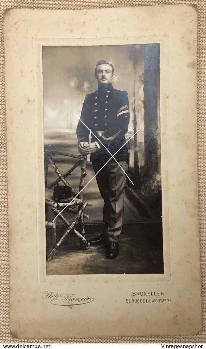 Portrait D’un Sous Officier Du 9me Régiment De Ligne Photo Sur Carte Par Photo Française à Bruxelles Entre 1892 Et 1914 - Guerre, Militaire