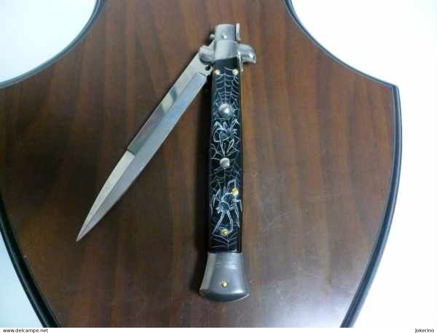 novità KNIFE-a scatto- FRANK BELTRAME 28cm- perloide nero -con tattuagio-incisione bianca MODELLO FB 28/37B