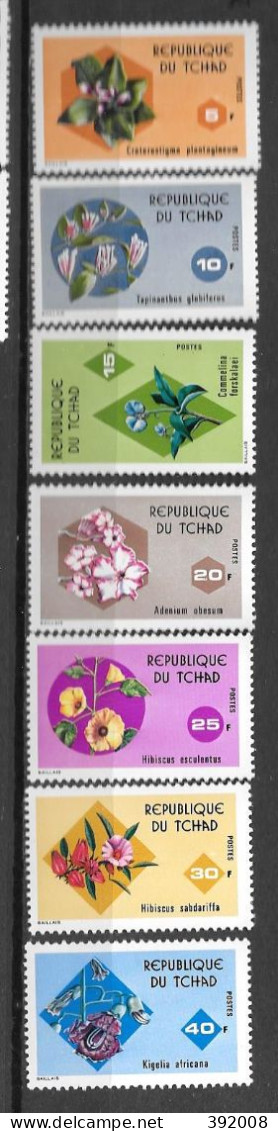 1975 - N° 299 à 305**MNH - Fleurs - Tchad (1960-...)