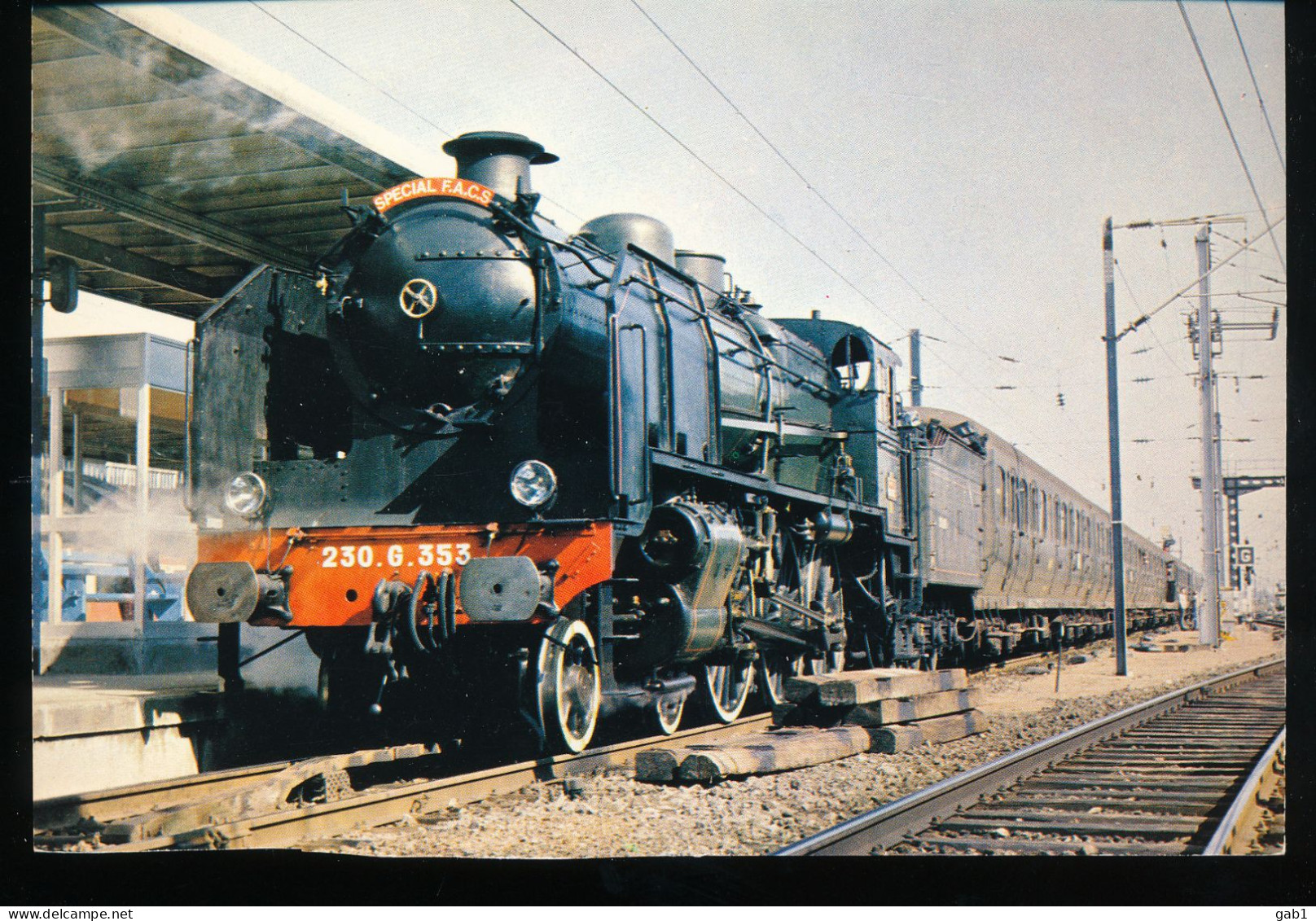 TRAINS ---  Locomotive 230 G 353 Ex P.O. 4.353 - Trains