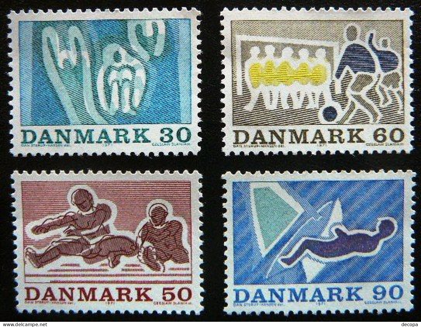 (dcos-276)   Denmark  -  Danemark  -  Denemarken       Michel  514-17      Yvert  525-28 - Autres & Non Classés