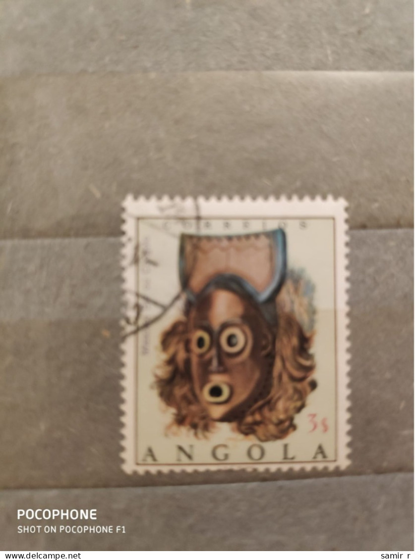 Angola	Masks (F87) - Angola