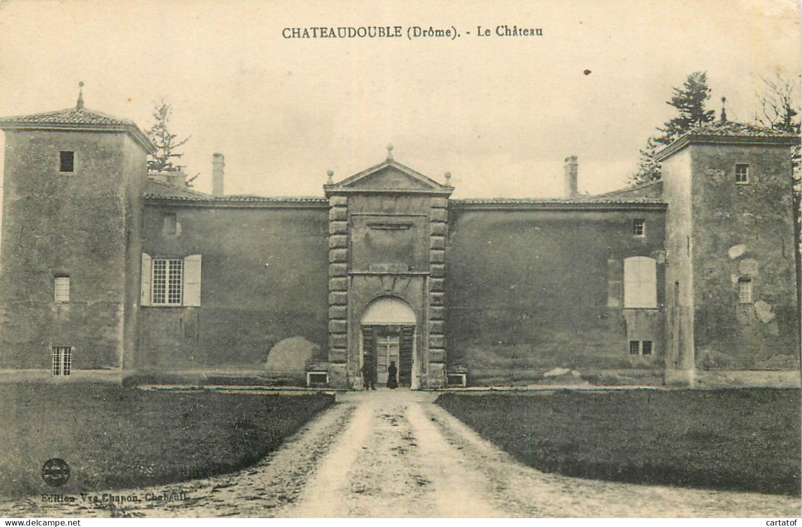 CHATEAUDOUBLE . Le Château . - Autres & Non Classés