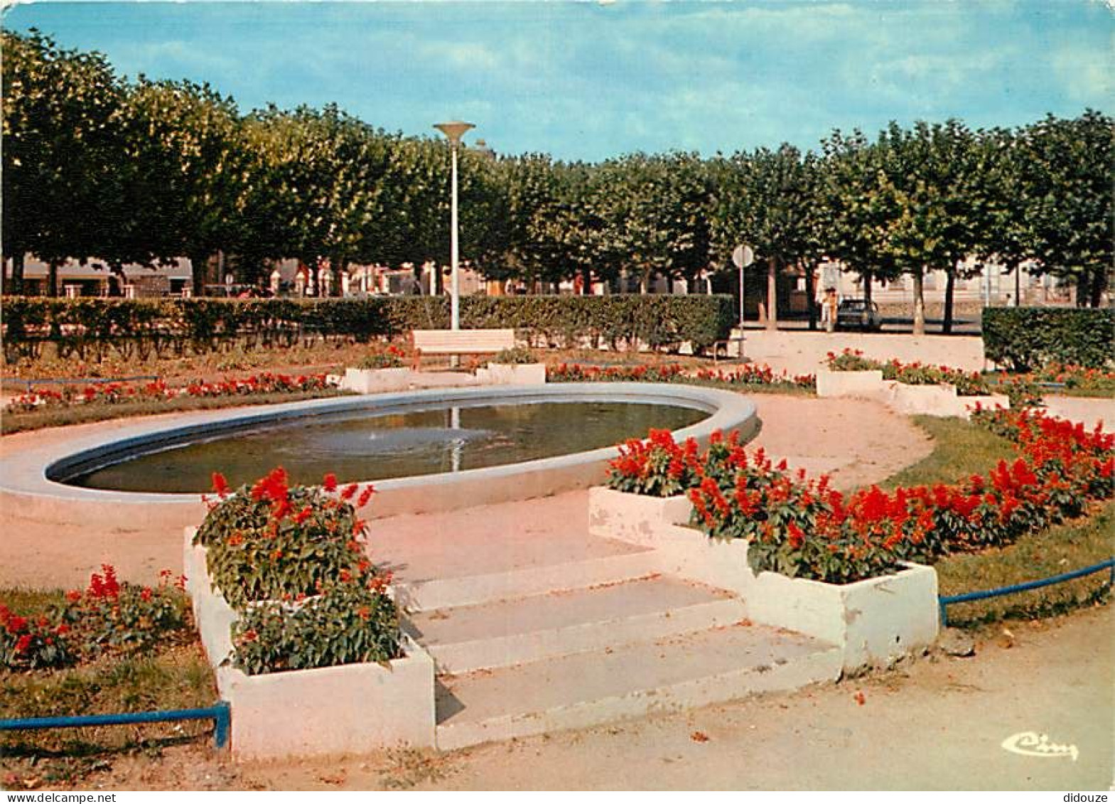 91 - Brétigny Sur Orge - Le Square Anatole-France - Fleurs - CPM - Carte Neuve - Voir Scans Recto-Verso - Bretigny Sur Orge