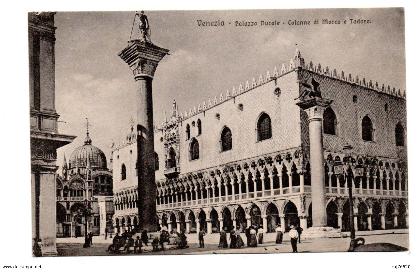 Venezia ,palazzo Ducale ,colone Di Marco E Todaro - Venezia (Venedig)