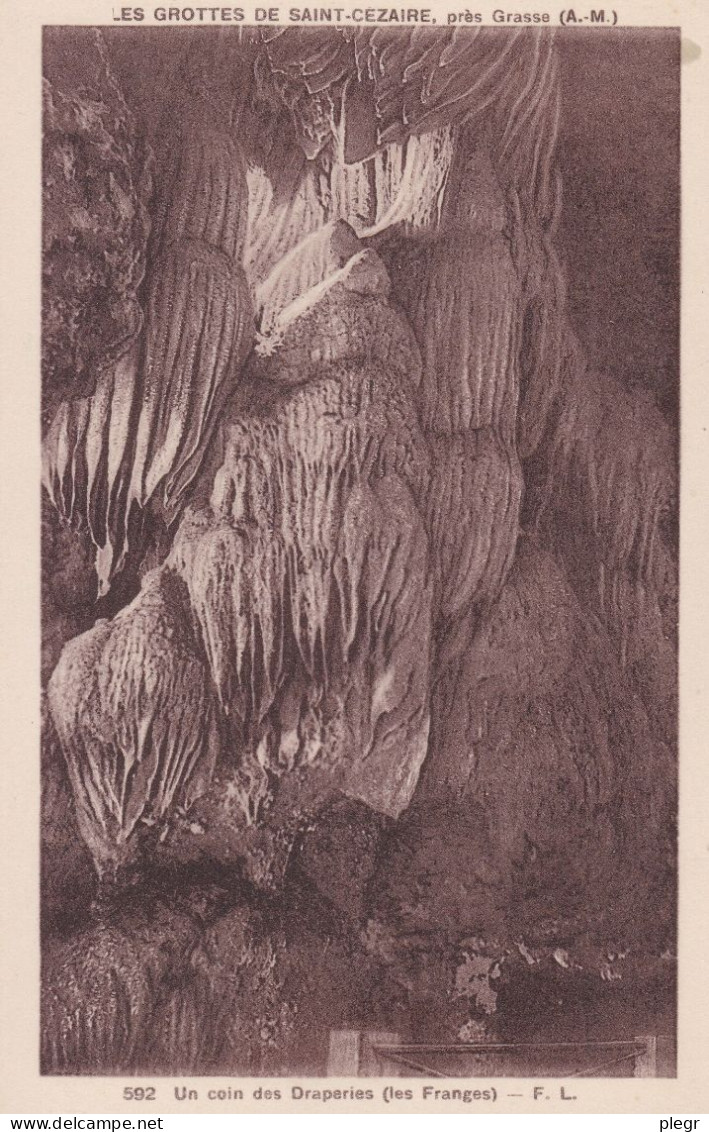 0-06118 01 02+16 - ST CEZAIRE - LES GROTTES - UN COIN DES DRAPERIES (LES FRANGES) - Grasse