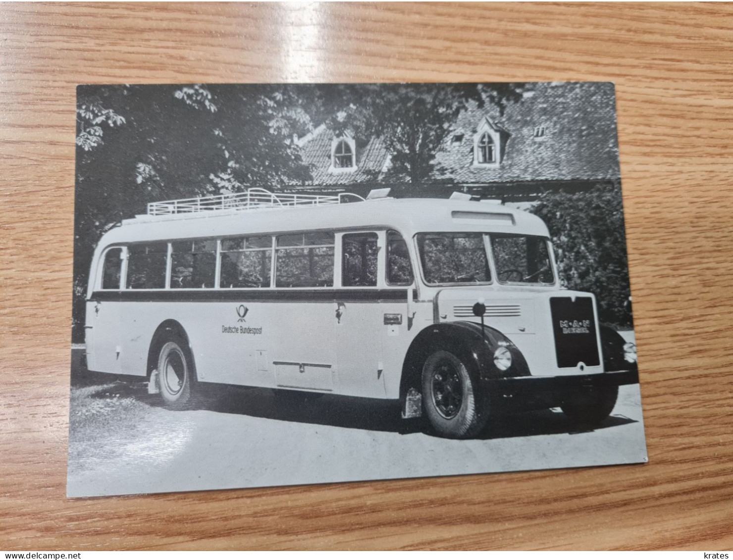 Postcard - Bus         (V 37880) - Buses & Coaches
