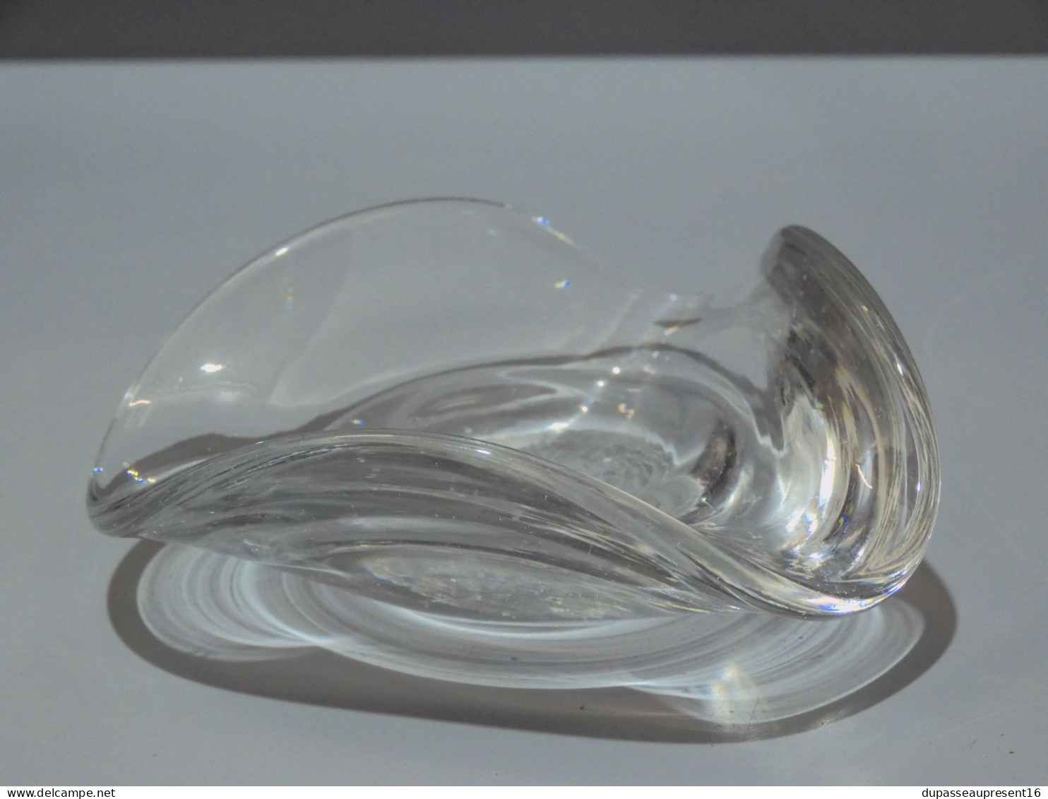-JOLI ANCIEN BAGUIER VIDE POCHE CRISTAL SCHNEIDER VINTAGE COLLECTION VITRINE    E - Glass & Crystal