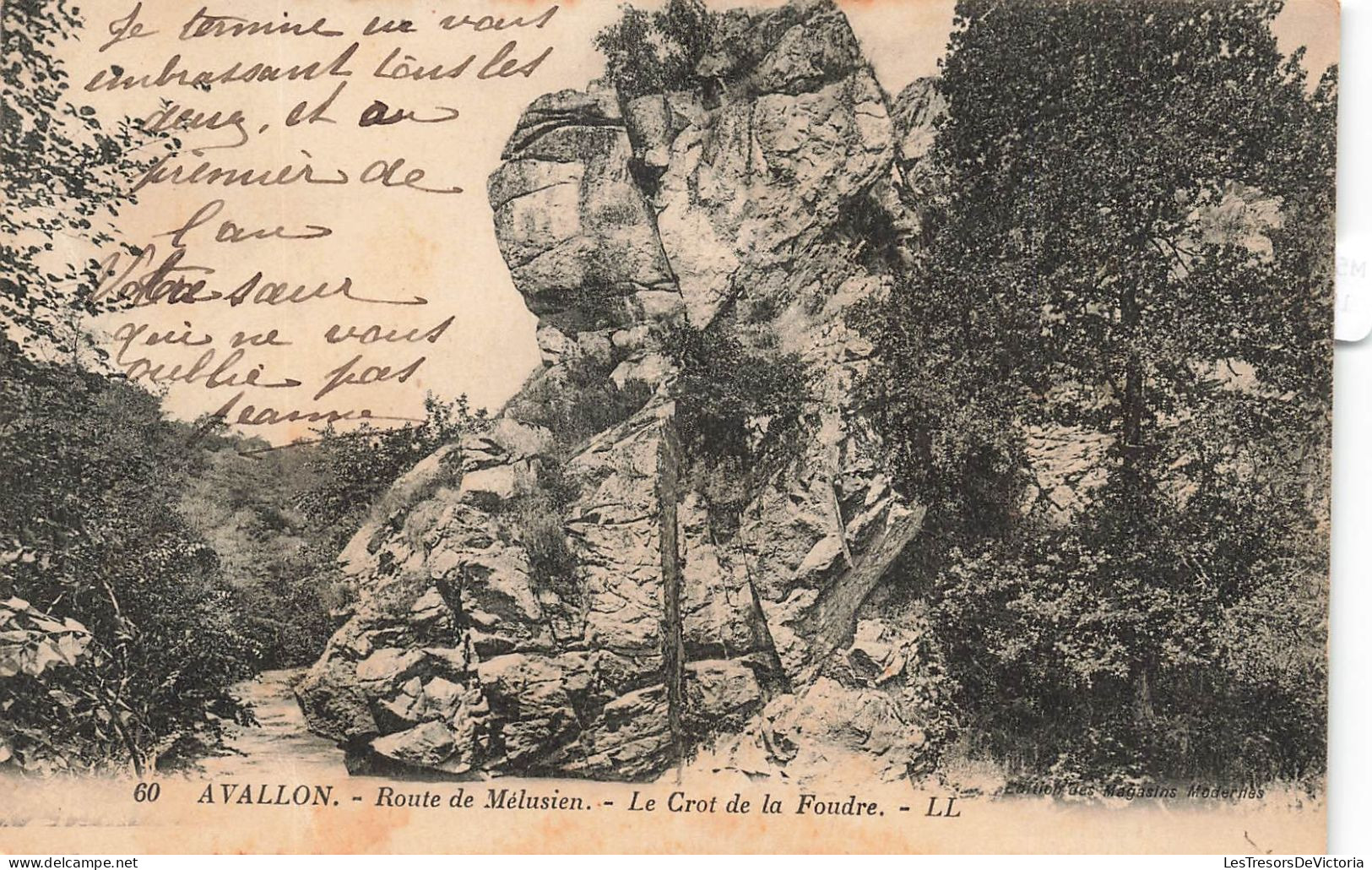 FRANCE - Avallon - Vue Sur La Route De Mélusien - Le Grot De La Foudre - L L - Grand Rocher - Carte Postale Ancienne - Avallon