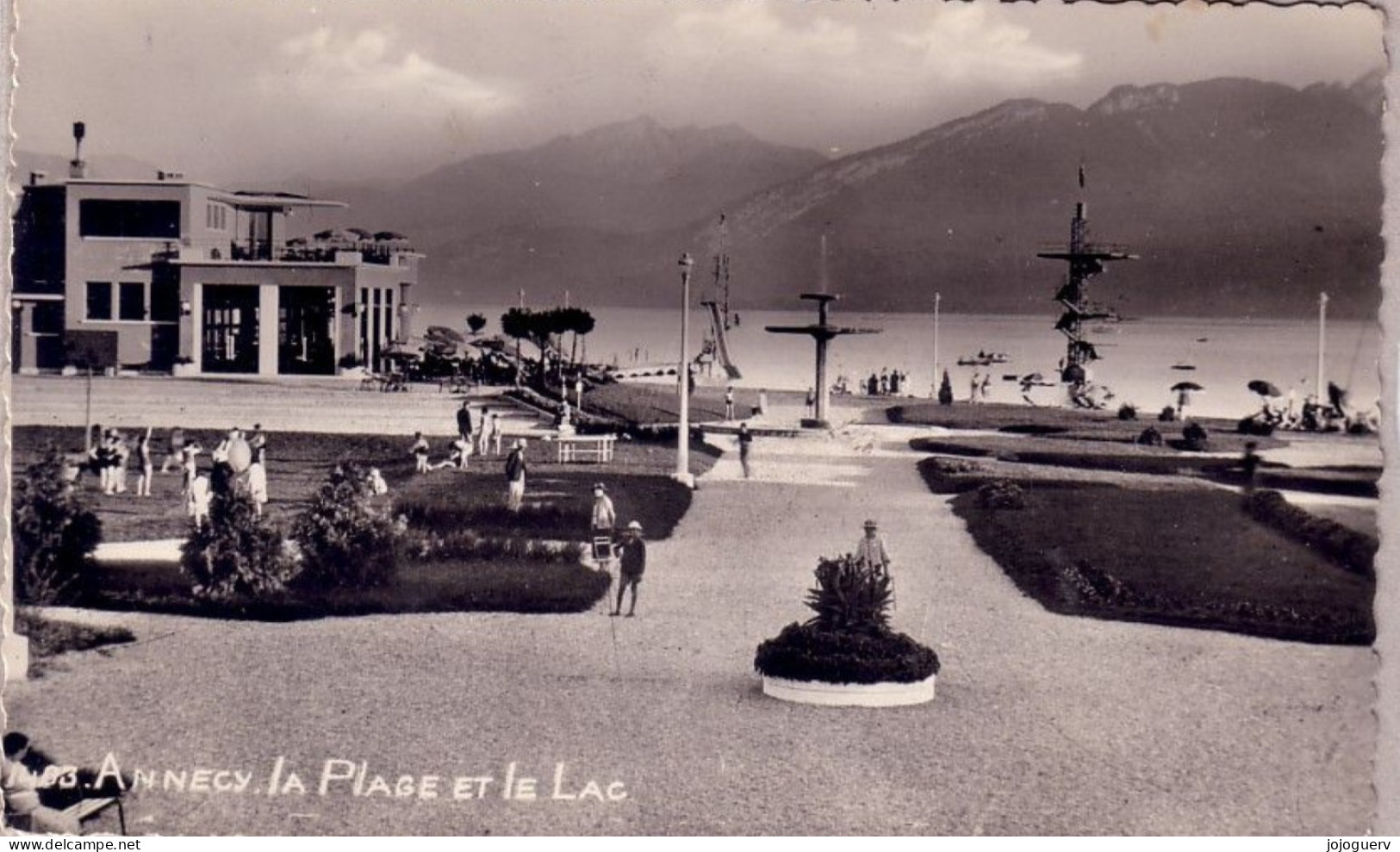 Annecy La Plage Et Le Lac - Annecy