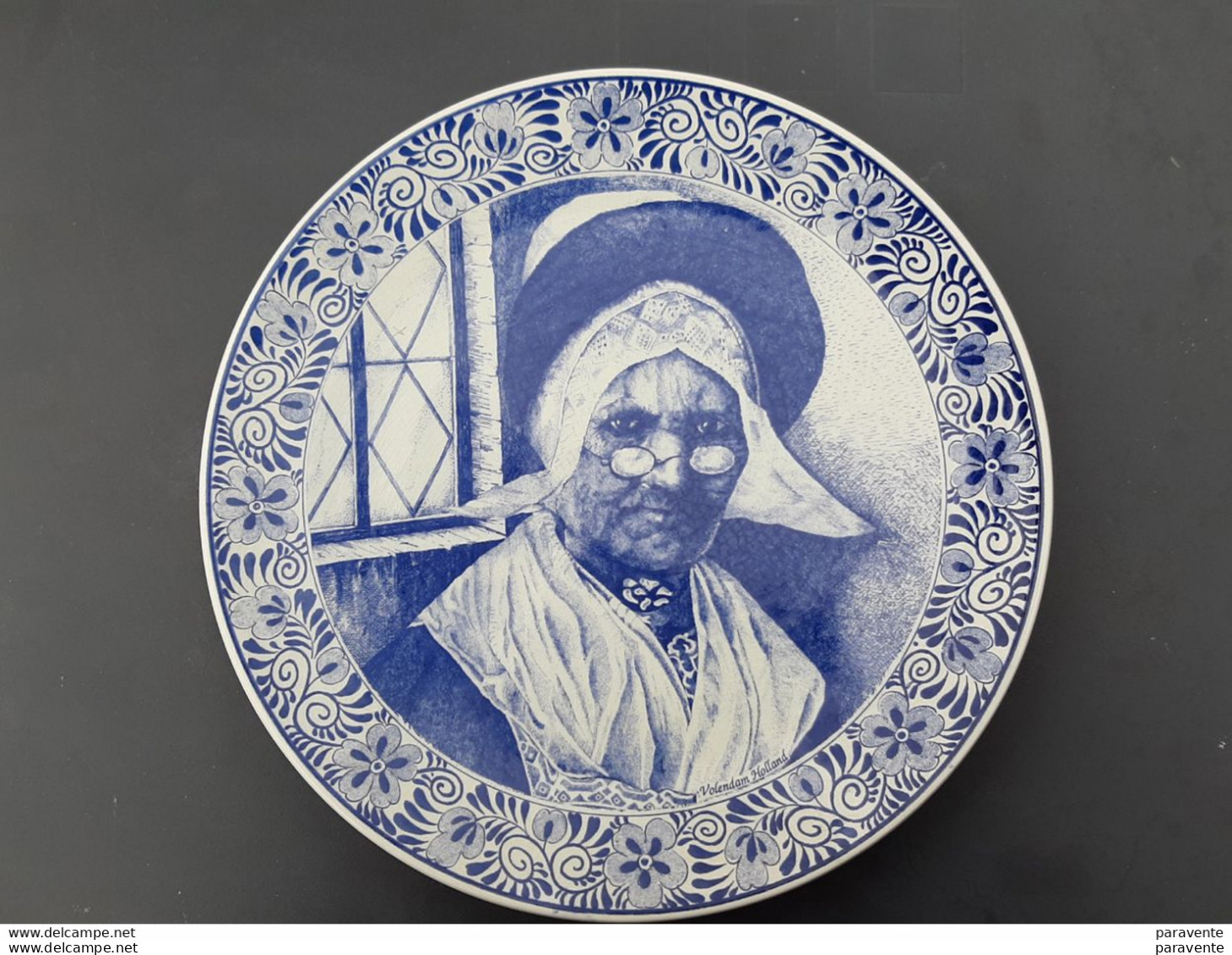 Assiette FEMME Avec LUNETTES Bleu De DELFT - Delft (NLD)