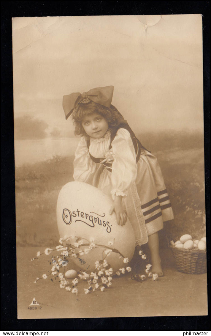 Foto AK, Ostergruss, Mädchen In Tracht Hält Riesiges Osterei, Cöln 30.3.1907 - Sonstige & Ohne Zuordnung