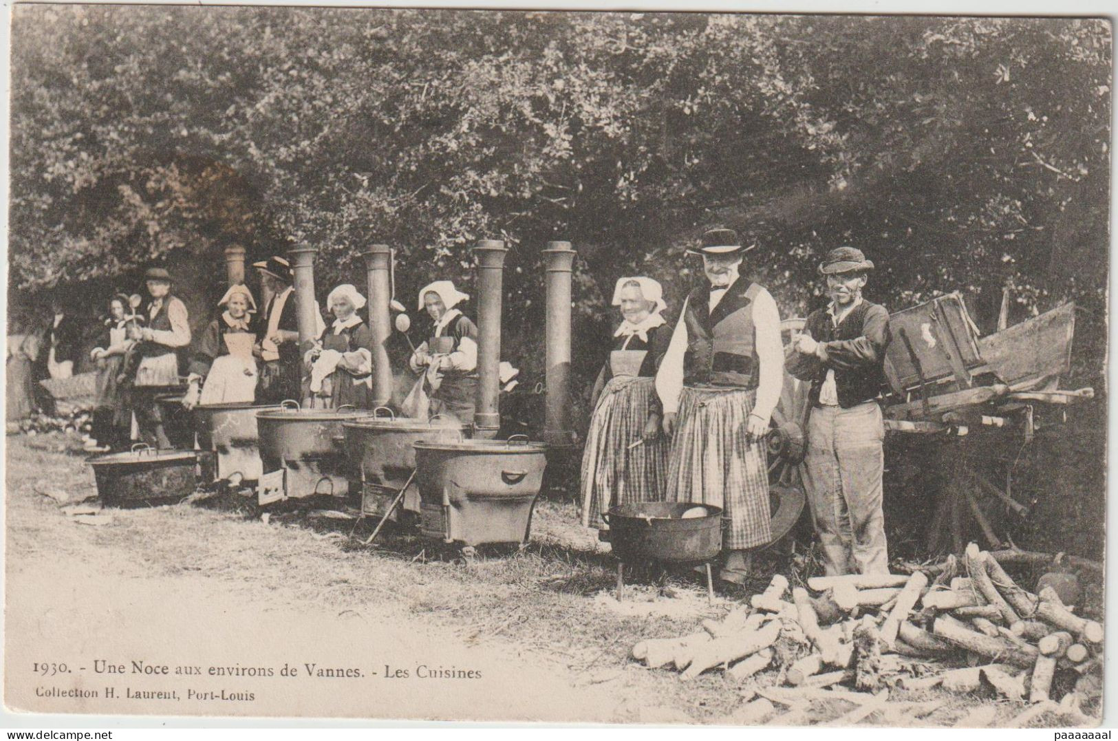 VANNES  UNE NOCE AUX ENVIRONS LES CUISINES - Vannes