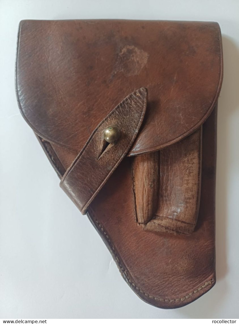 Brown Leather Holster For German WW2 Walther Pistol Caliber 6.35 Mm - Autres & Non Classés