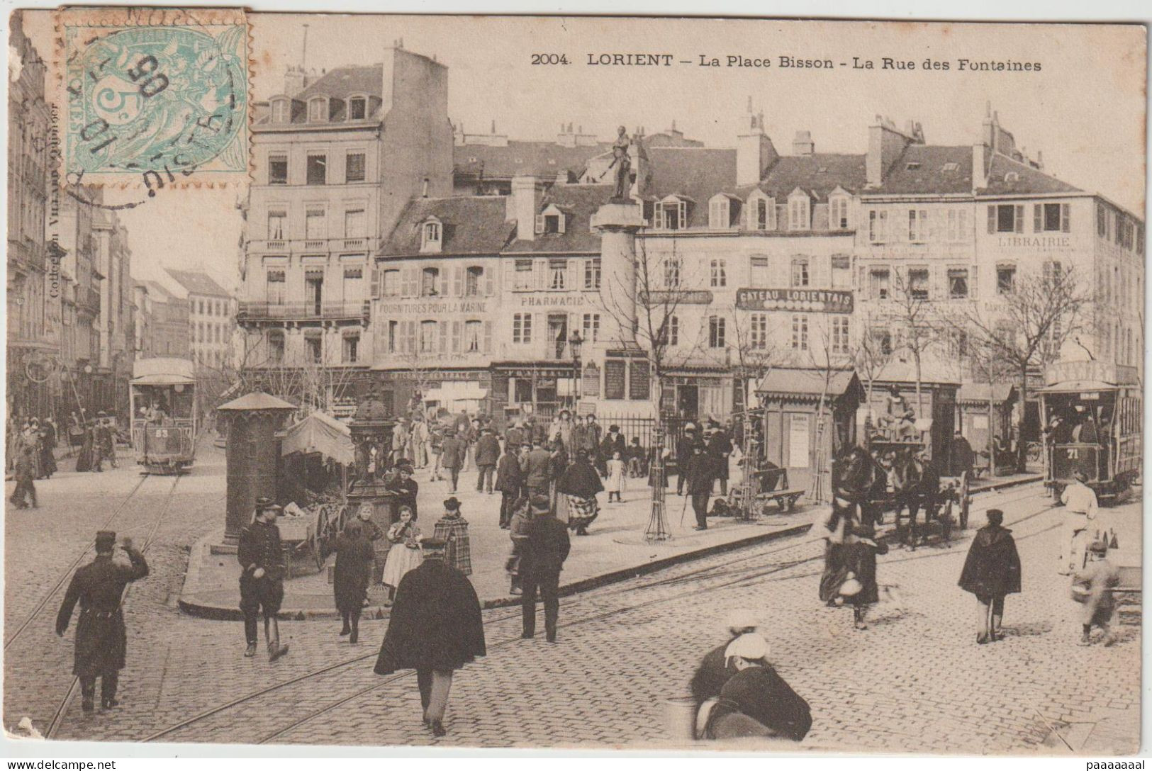 LORIENT  LA PLACE BISSON LA RUE DES FONTAINES - Lorient
