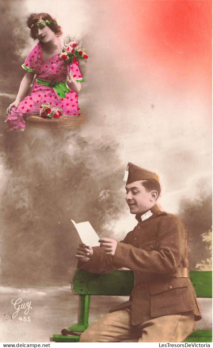 FANTAISIE - Homme - Soldat Lisant Une Lettre De Sa Femme - Colorisé - Carte Postale Ancienne - Uomini