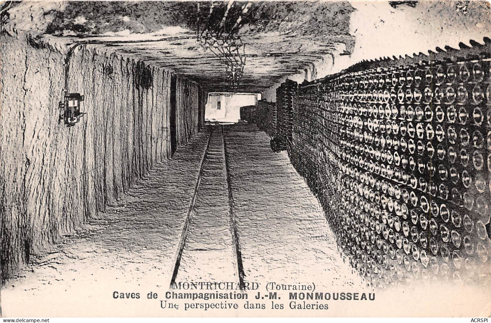 MONTRICHARD (Loir Et Cher) Caves Des Grands Vins J. M. MONMOUSSEAU - Une Perspective Dans Les Galeries PFRCR00073 P - Montrichard