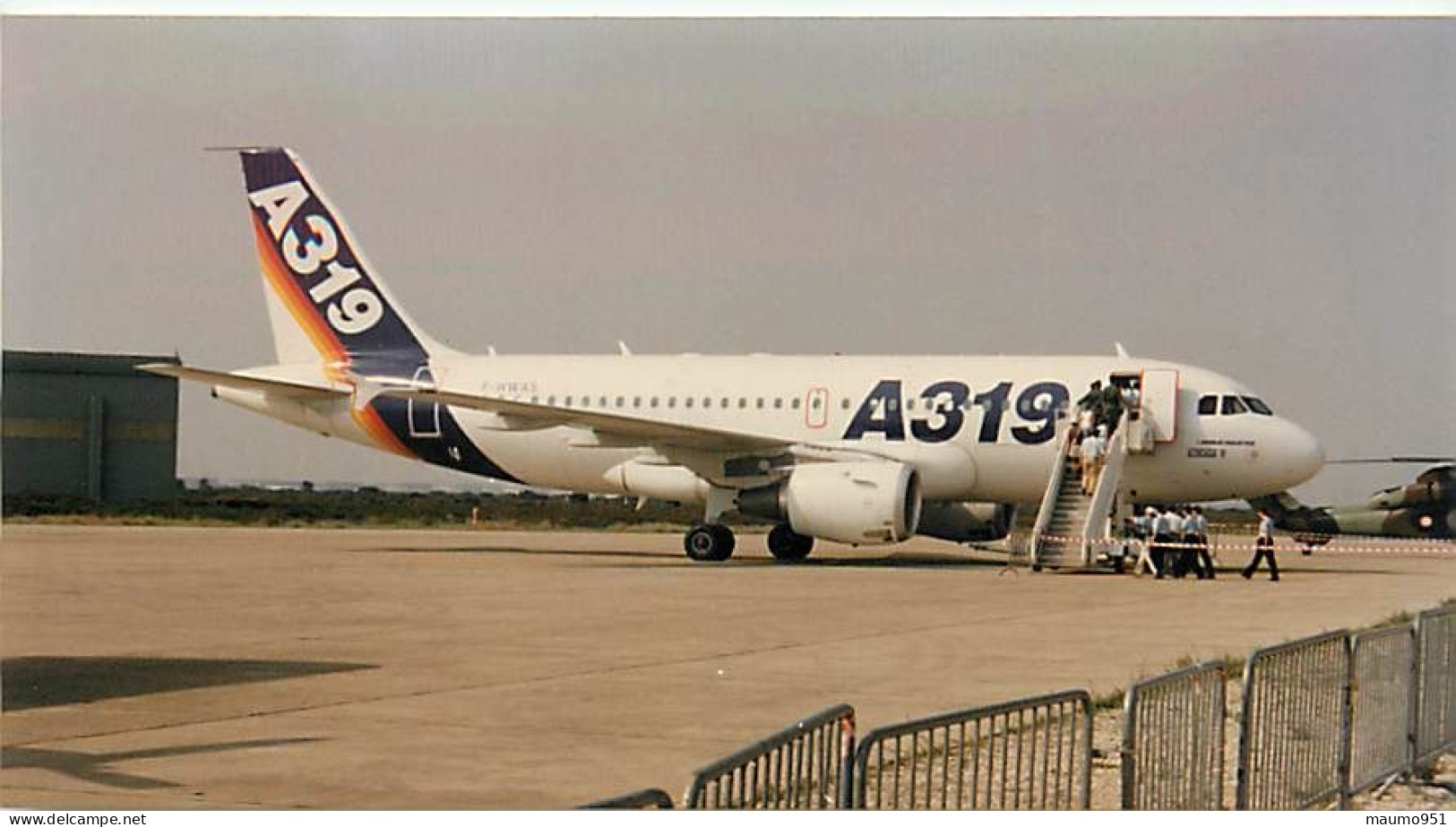 AVIATION AVION - AIRBUS A319  (F20) 9 photos