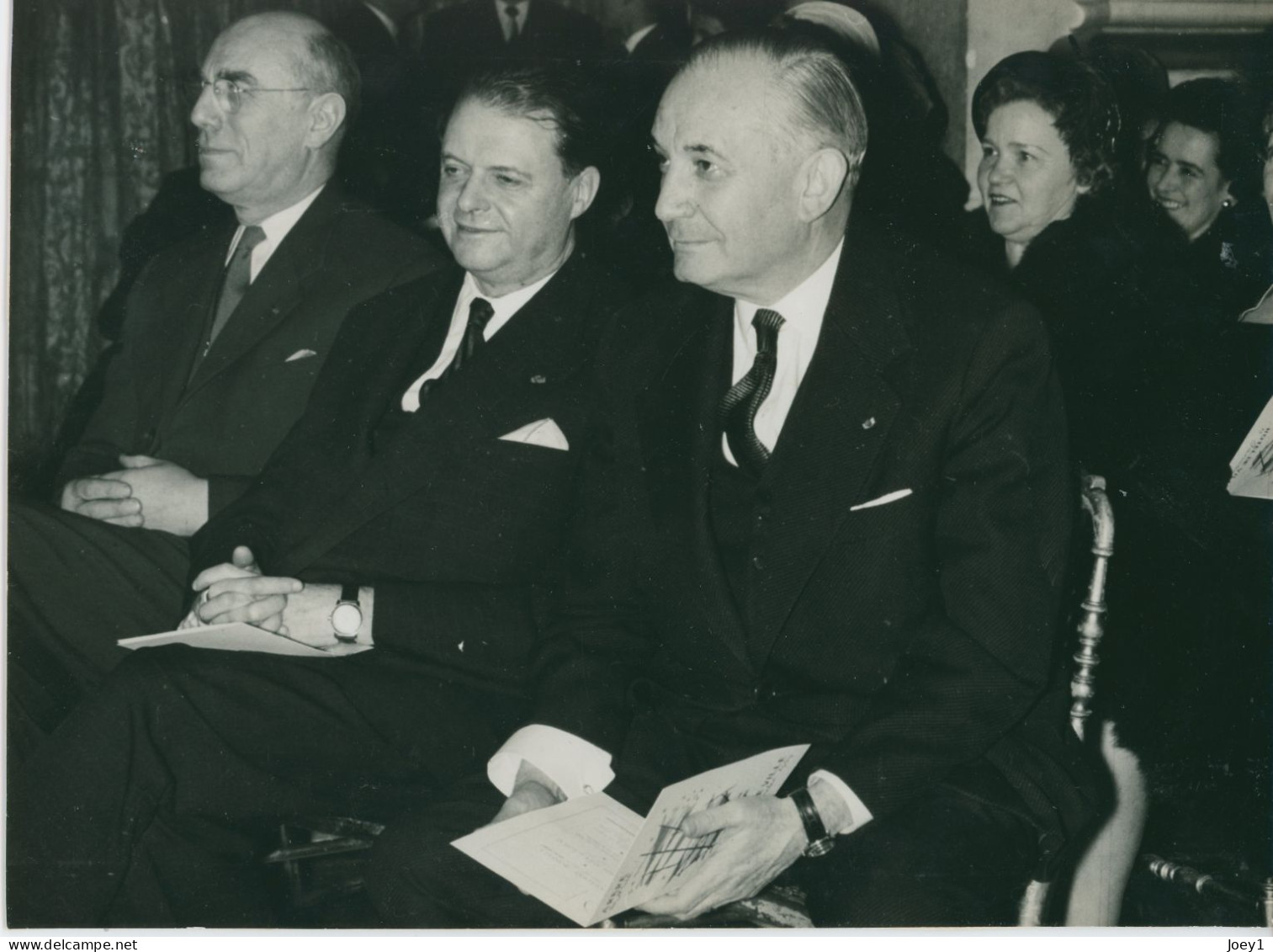 Photo De Jean Benedetti,Préfet De La Seine Au Noel De L Hotel De Ville De Paris En 1958 - Identifizierten Personen