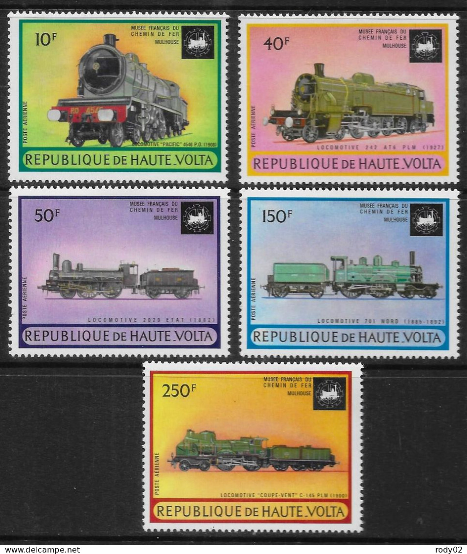 HAUTE-VOLTA - LOCOMOTIVES -  PA 155 A 159 ET BF 5J - NEUF** MNH - Trenes