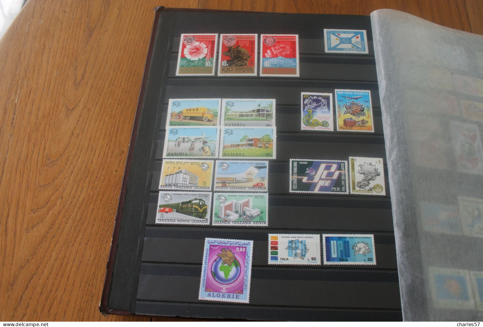 U.P.U. 1974, Collection Regroupant 121 Pays En 376 Timbres Et Blocs ** - UPU (Wereldpostunie)