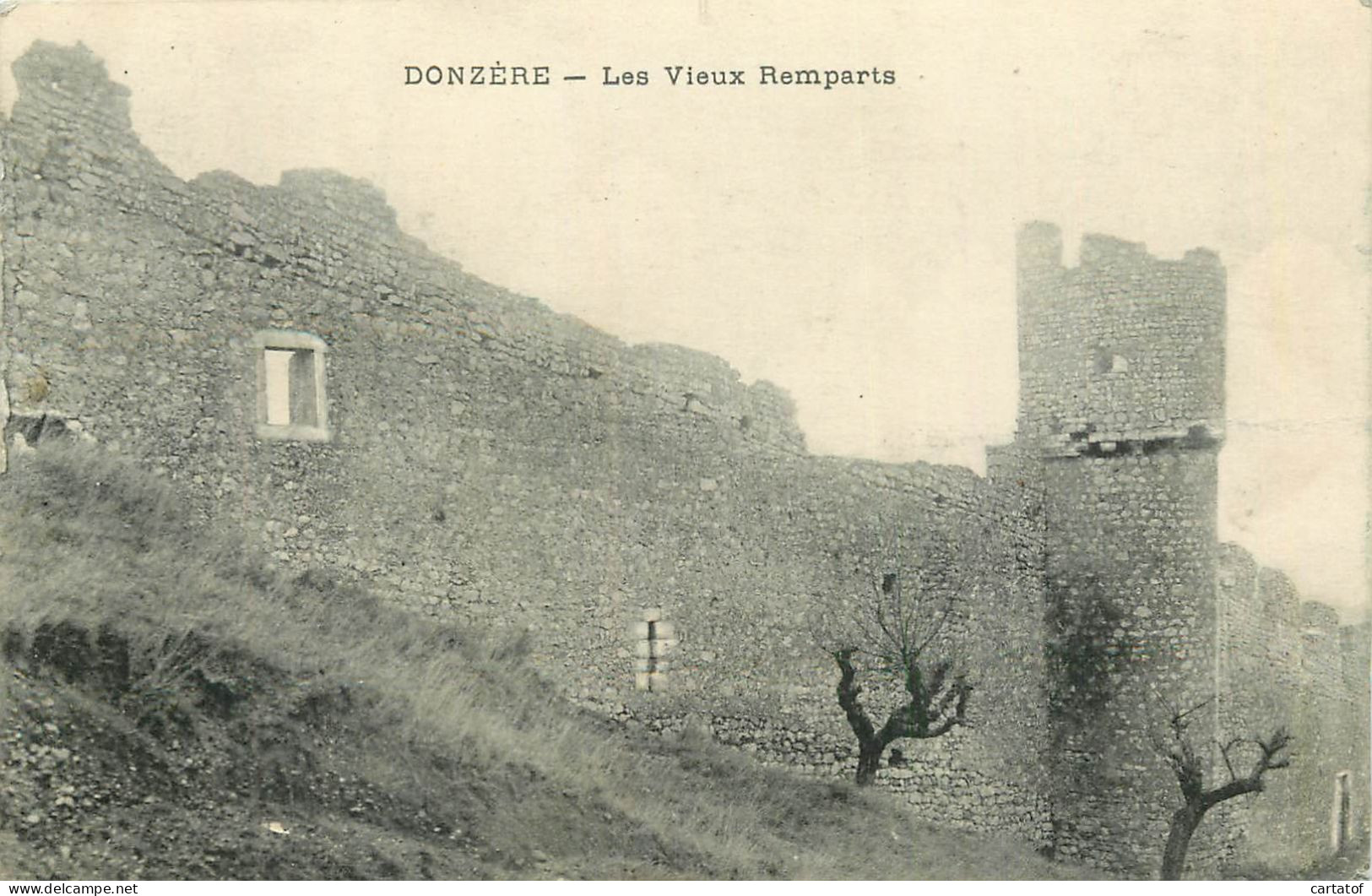 DONZERE . Les Vieux Remparts - Donzere