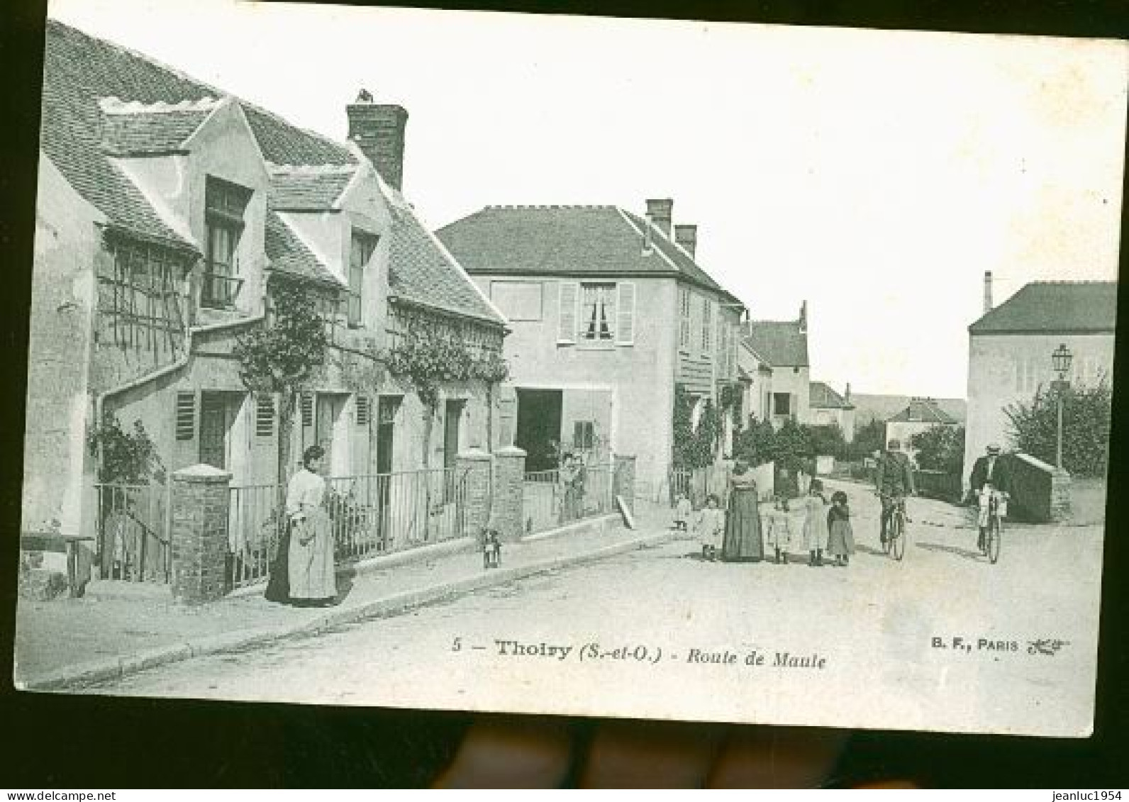 THOIRY ROUTE DE MAULE - Thoiry