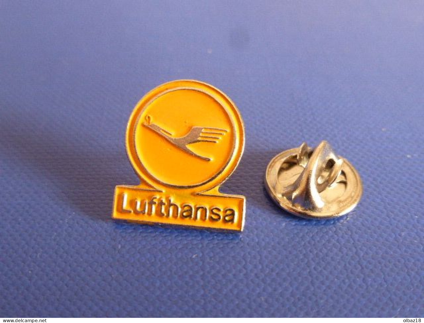 Pin's Logo Lufthansa - Avion Grue Oiseau Logo - Compagnie Aérienne Airlines Allemagne (BB22) - Avions