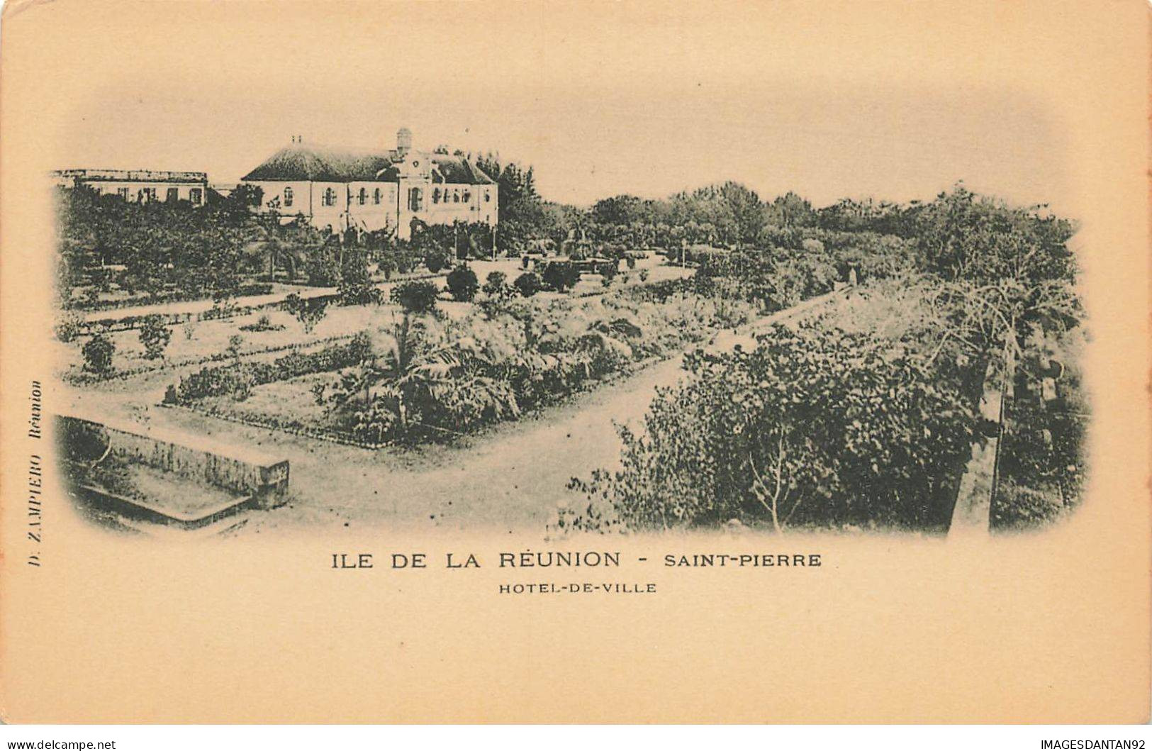 LA REUNION AF#DC860 SAINT PIERRE L HOTEL DE VILLE ET SON PARC ARBORE - Saint Pierre