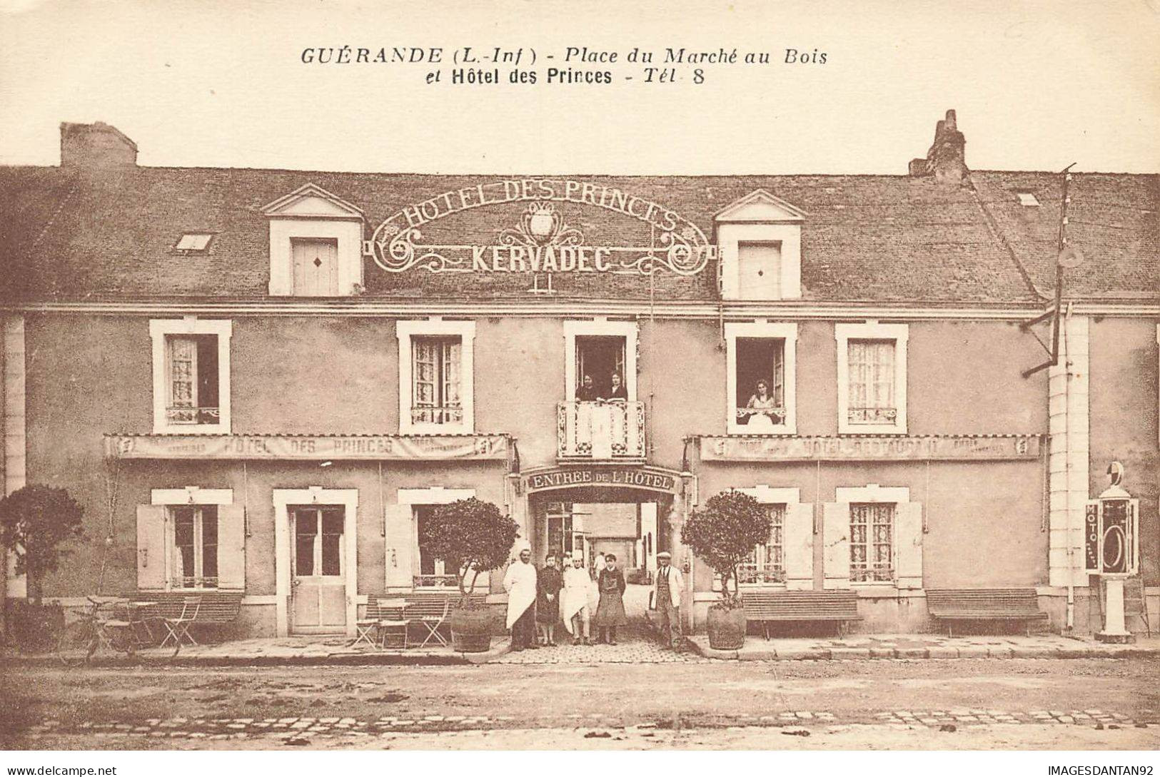 44 GUERANDE  AH#AL00342 PLACE DU MARCHE AU BOIS ET HOTEL DES PRINCES - Guérande