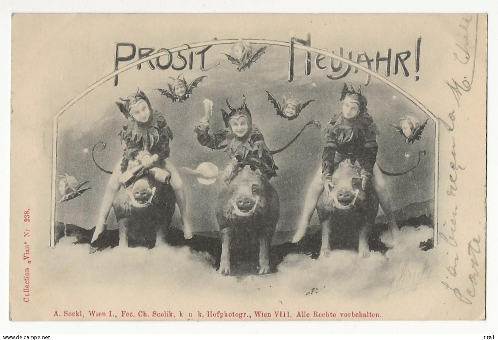 185 - Petits Diables Sur Des Cochons  - Prosit Neujahr - Collection Vlan N° 238 - Pigs