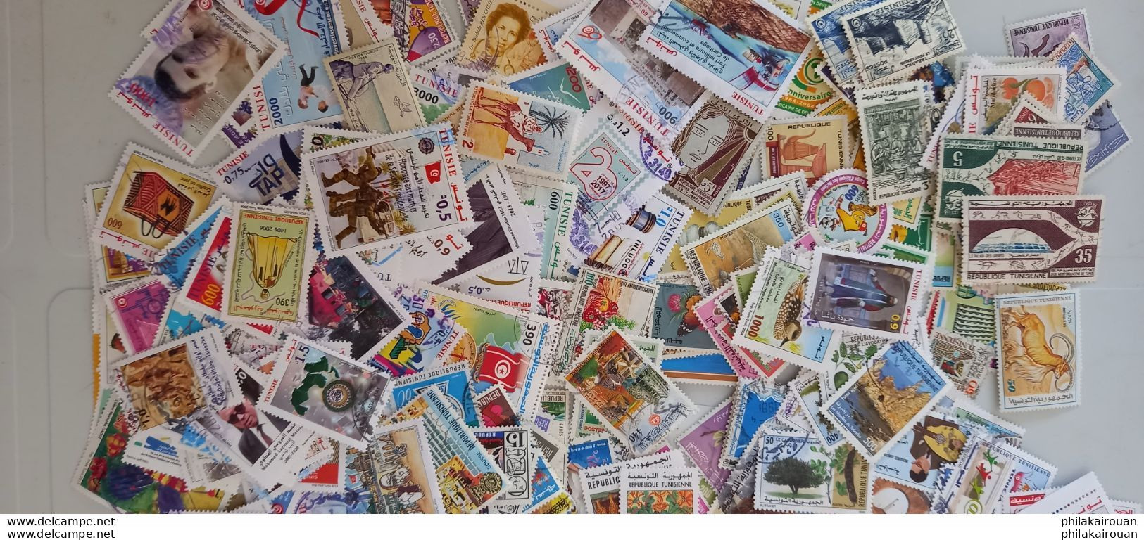 Lot De 400 Timbres Oblitérés Différents Tunisie Année Différentes. - Alla Rinfusa (max 999 Francobolli)