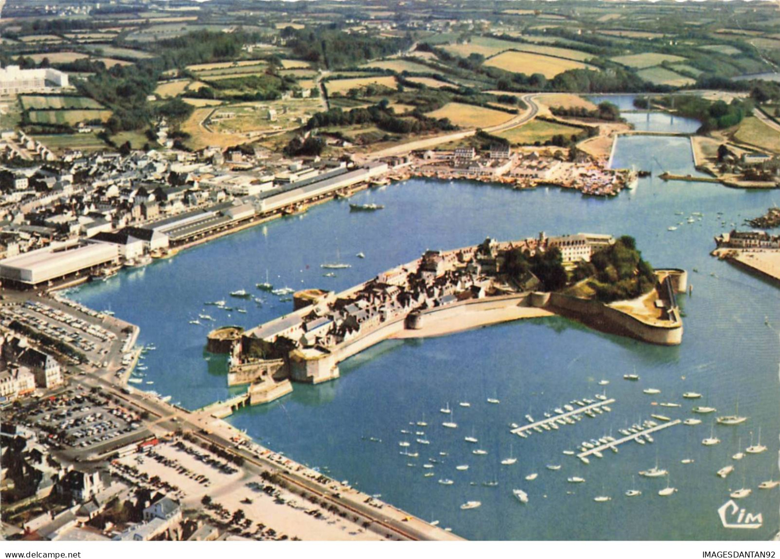 29 CONCARNEAU AK#DC519 VUE AERIENNE LE PORT LA VILLE CLOSE - Concarneau