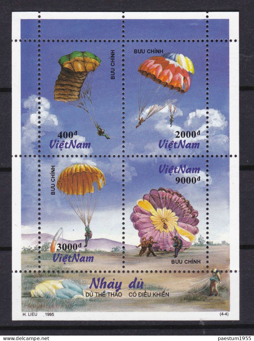 Feuillet Neuf** MNH 1995 Viêt-Nam Vietnam Parachutisme Mi:VN 2701-2704KB  Yt:VN BF89 - Viêt-Nam