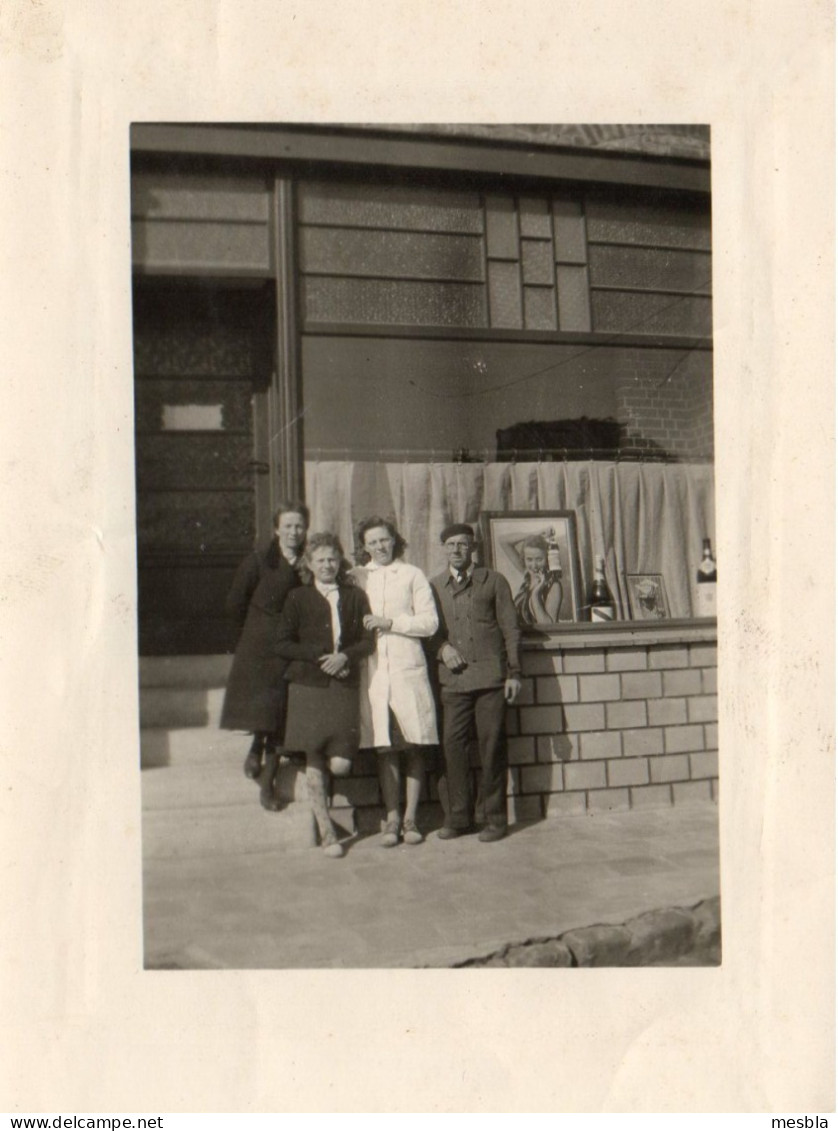 Photo Ancienne -  Magasin  De Vin , Spiritueux -  SECLIN  Ou HALLUIN  ( 59)  ? - Métiers