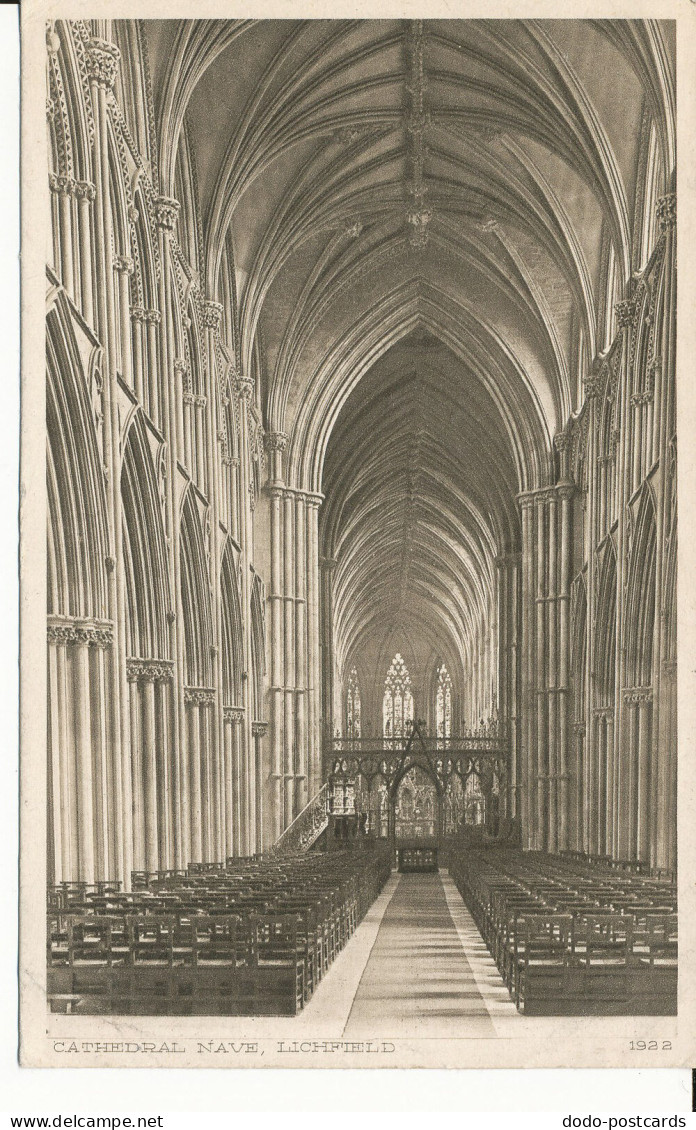 PC36231 Cathedral Nave. Lichfield. A. C. Lomax. F. H. Bull And E. Wiseman. No 19 - Wereld