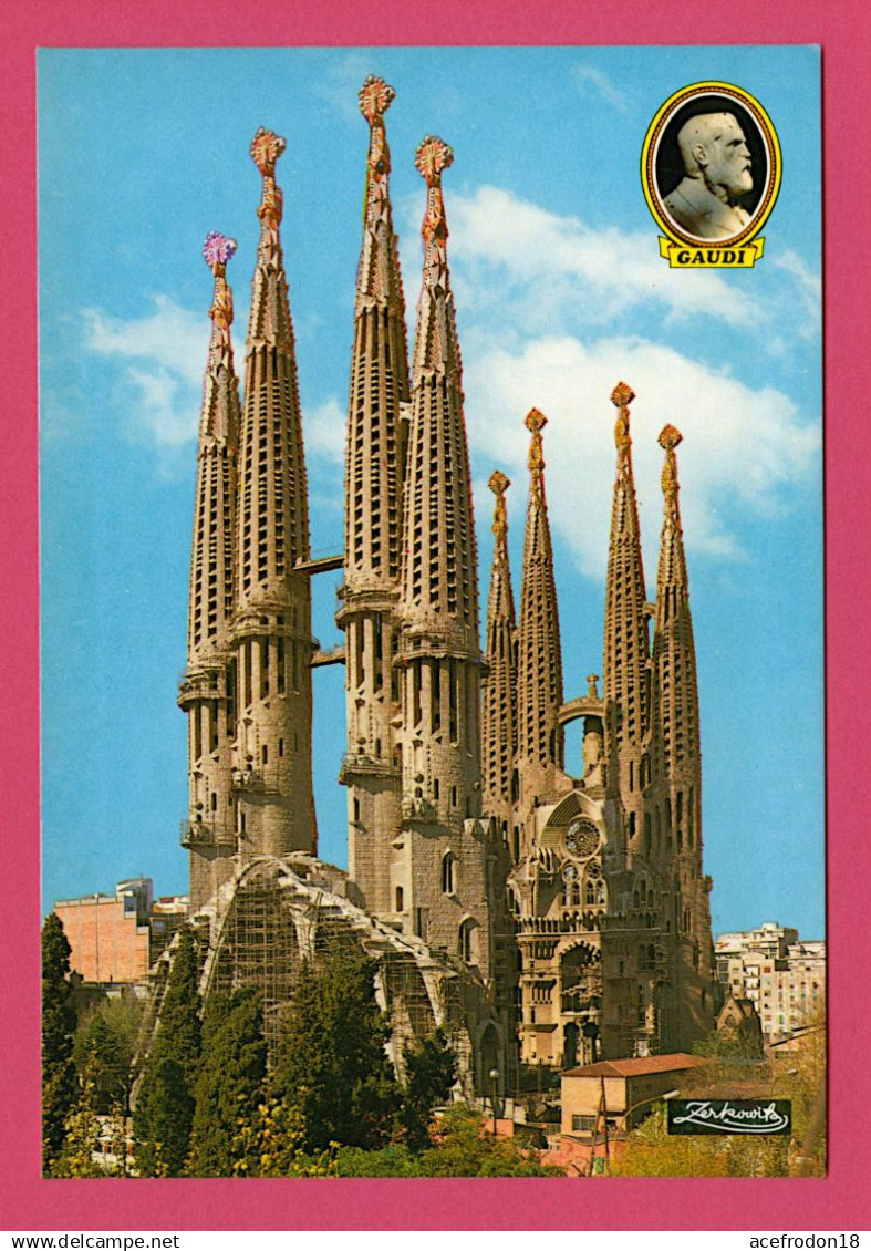 Barcelone - Temple Expiatoire De La Sacrée Familie - Barcelona