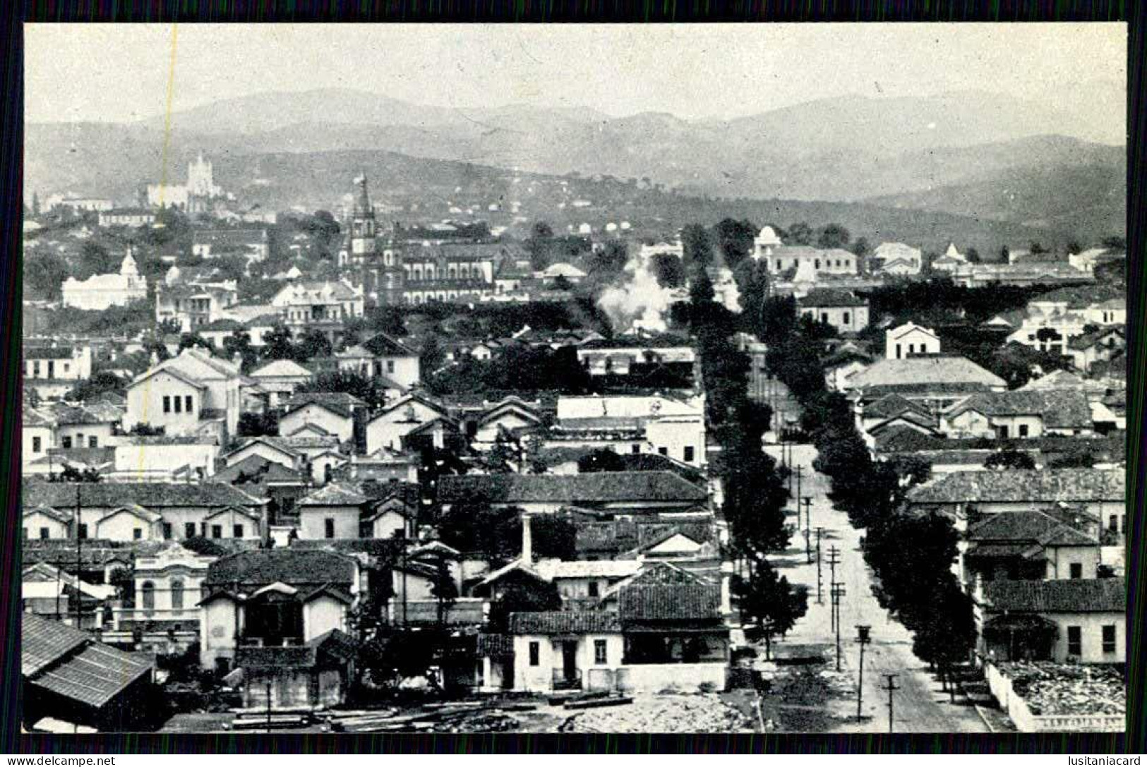 MINAS GERAIS - BELO HORIZONTE - Vista Parcial. ( Ed.Reg. Oliveira Costa & Cia Nº 17) Carte Postale - Belo Horizonte