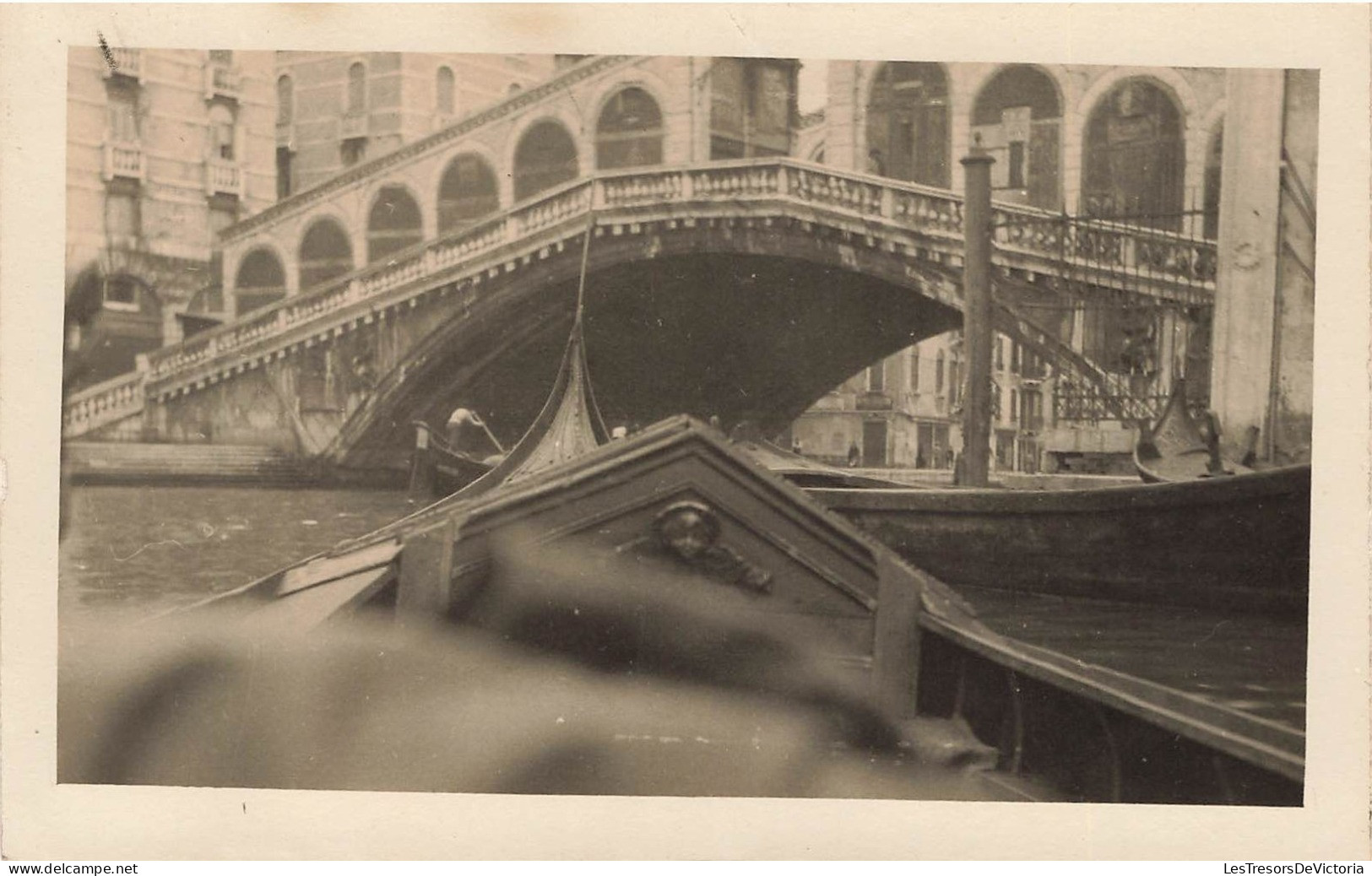 ITALIE - Venezia - Ponte Di Rialto : Le Grand Canal Et Les Gondoles - Tête De Gondole - Carte Postale Ancienne - Venezia (Venedig)
