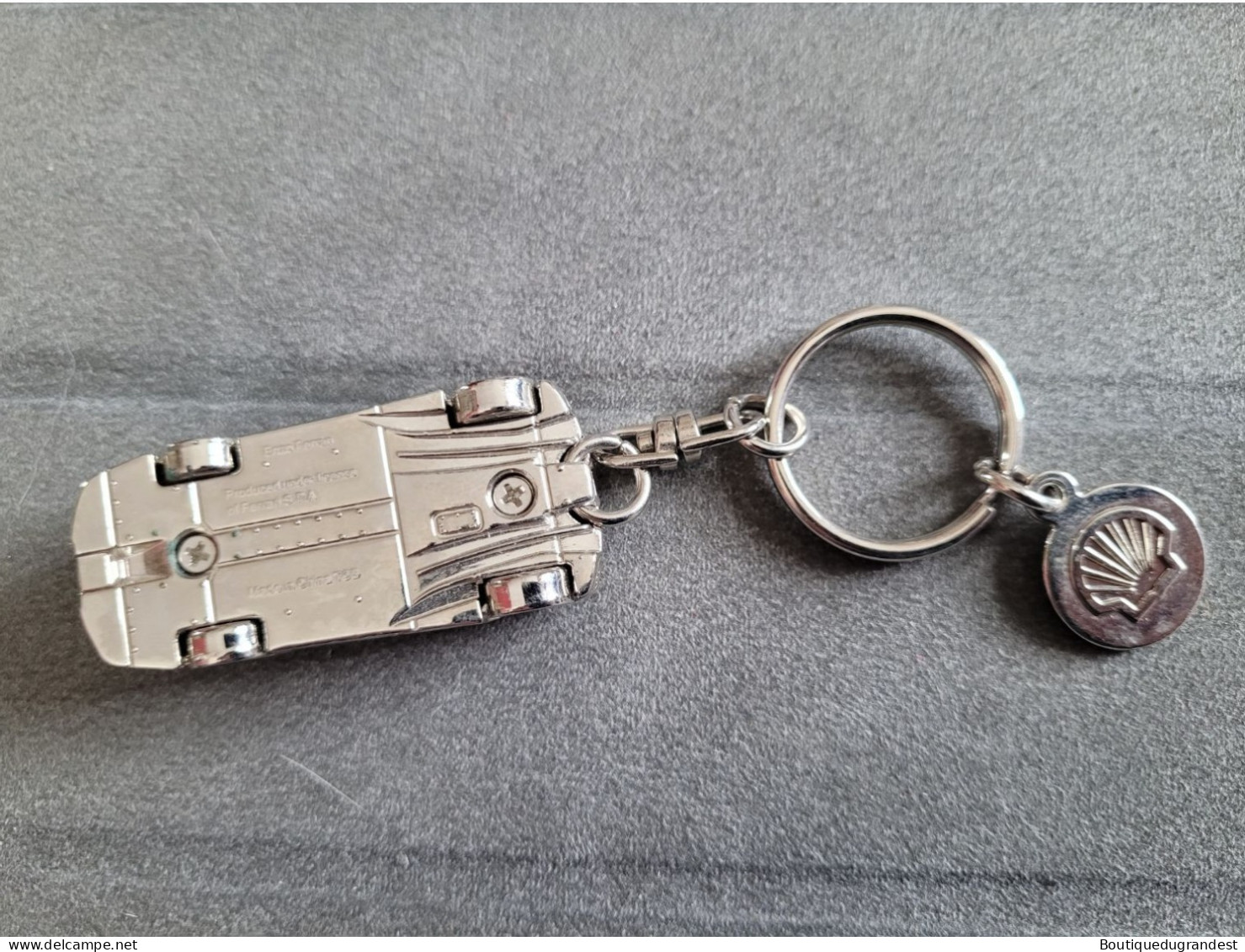 Porte Clé Ferrari Shell - Key-rings