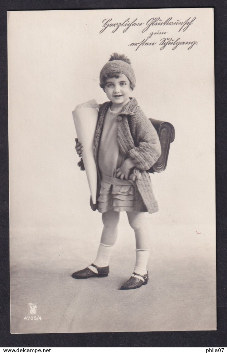 Schzlgang - First Day Of School / Photo Of Girl / Postcard Circulated, 2 Scan - Children's School Start