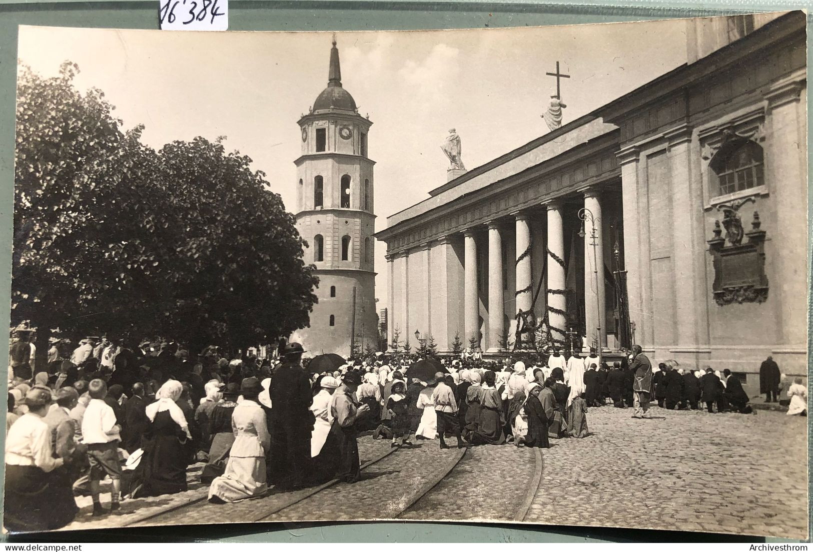 Wilno - Vilnius : 1917 - Devant La Cathédrale, La Foule Agenouillée (16'384) - Litauen