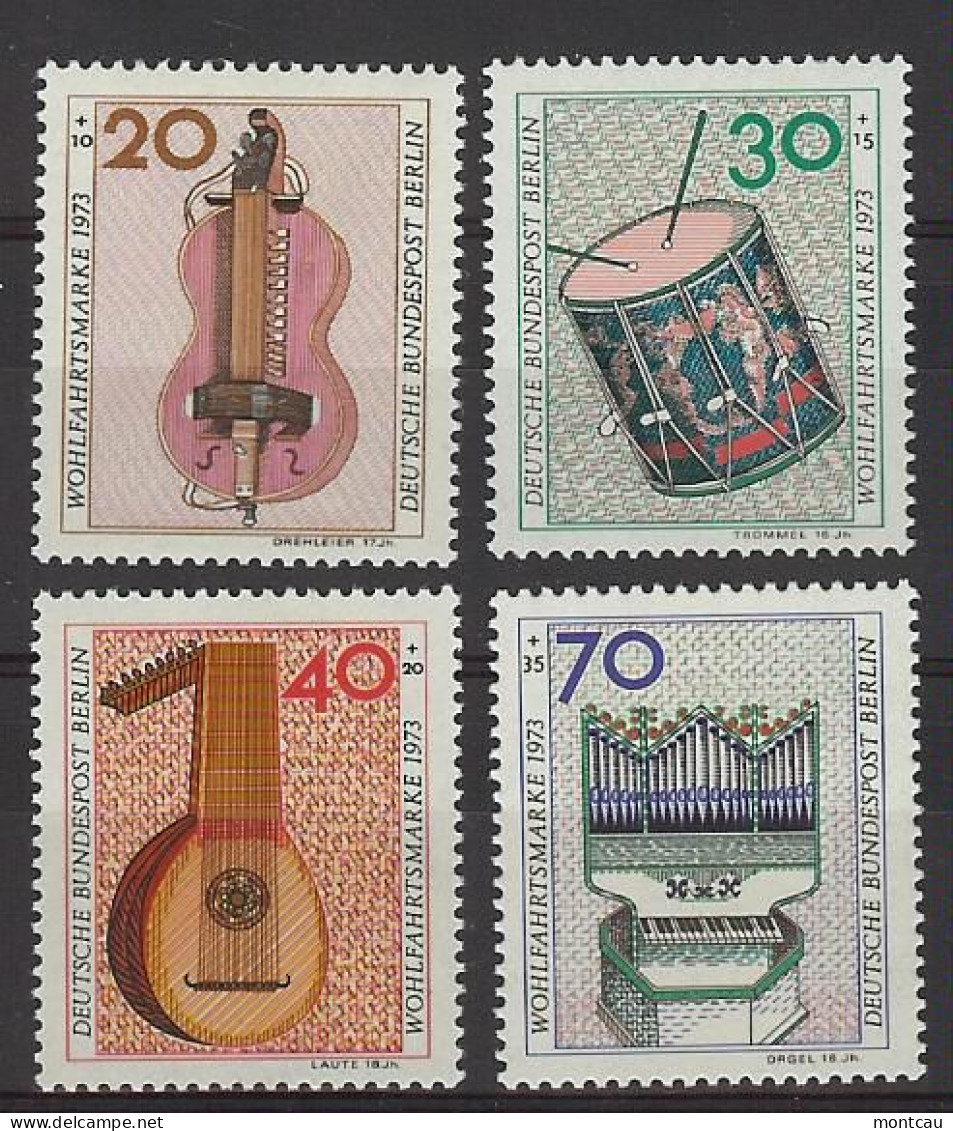 Berlín 1973. Instrumentos Musicales M=459-62 Y=423-26  (**) - Unused Stamps