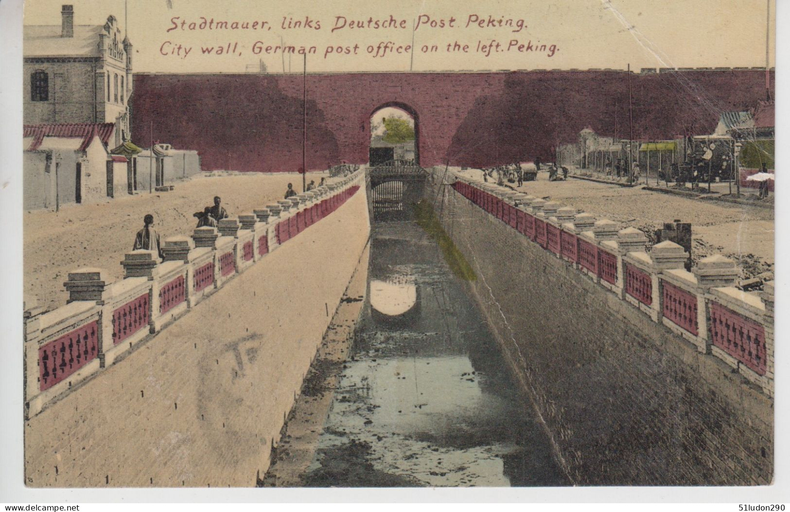 CPA China / Chine Peking - City Wall, German Post Office On The Left / Stadtmauer, Links Deutsche Post - Chine