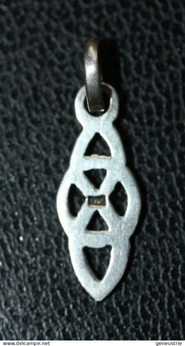 Pendentif Médaille Bretonne En Argent "Entrelas Celtiques Ou Viking" Celtic Silver Medal - Religion & Esotericism